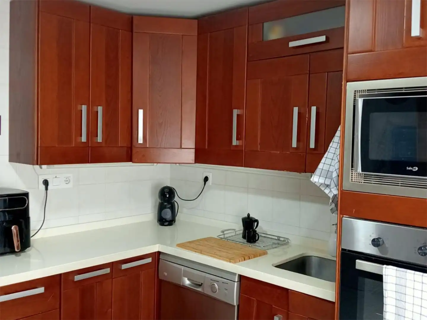 Piso en venta en Plaza de la Entrada, 1, La Guardia de Jaén Cocina de Piso en venta en La Guardia de Jaén con Calefacción, Jardín privado y Parquet
