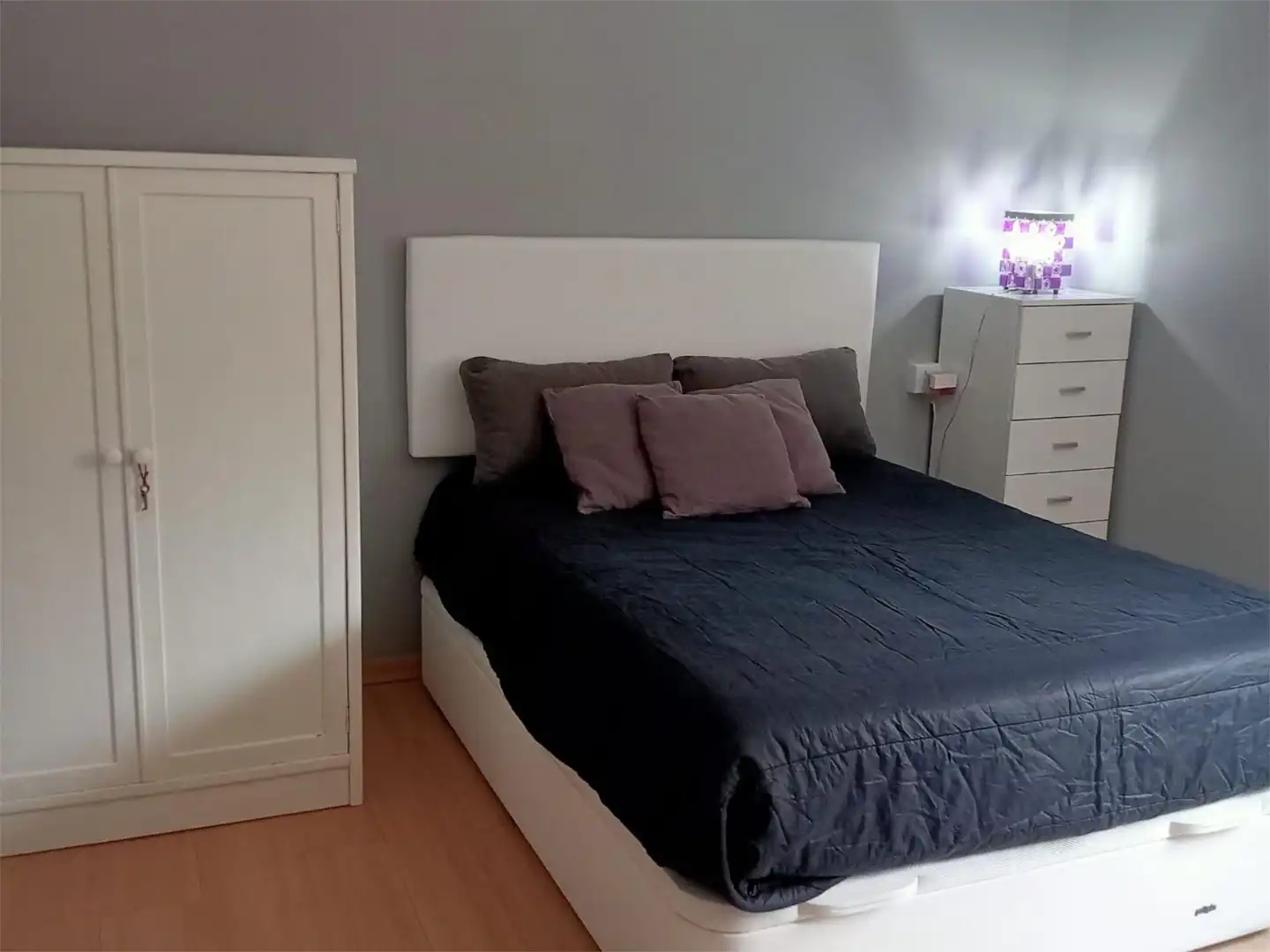 Piso en venta en Plaza de la Entrada, 1, La Guardia de Jaén Habitación de Piso en venta en La Guardia de Jaén con Calefacción, Jardín privado y Parquet