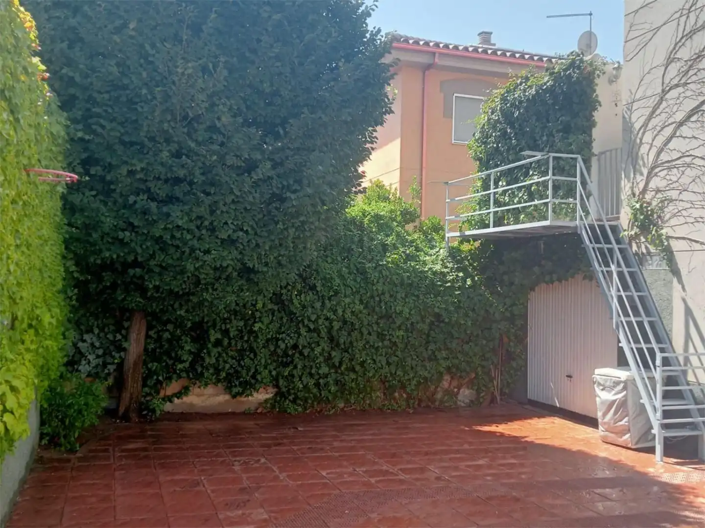 Piso en venta en Plaza de la Entrada, 1, La Guardia de Jaén Jardín de Piso en venta en La Guardia de Jaén con Calefacción, Jardín privado y Parquet