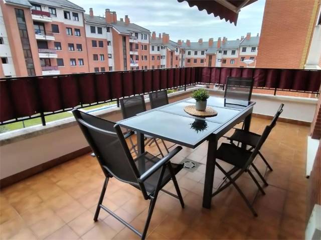 Piso en Alquiler en Calle Clara Campoamor, 6 en Cotolino