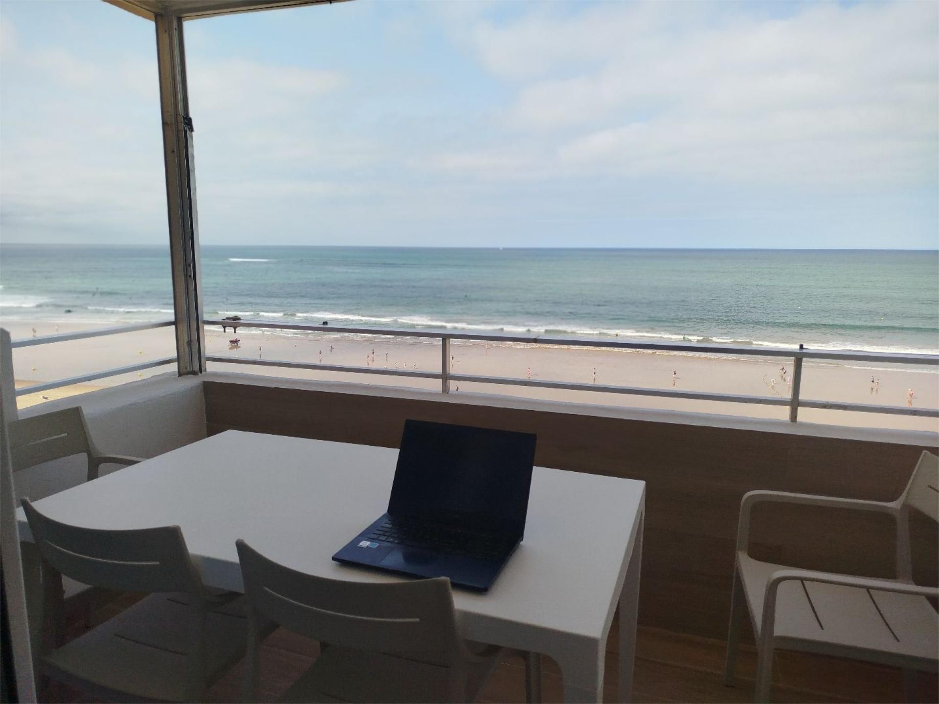 Flat to rent in  Cádiz Capital  with Air Conditioner, Heating and Terrace