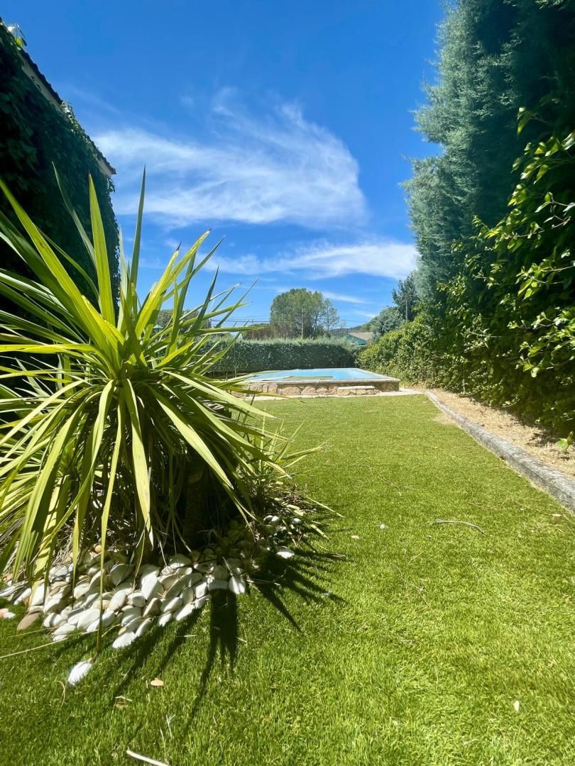 Piscina de Casa o xalet en venda en Moralzarzal amb Terrassa, Piscina i Balcó