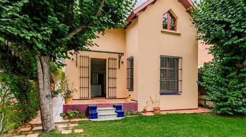 Foto 2 de Casa o chalet de alquiler en Carrer Dels Pins, 15, La Plana - Bellsoleig, Barcelona