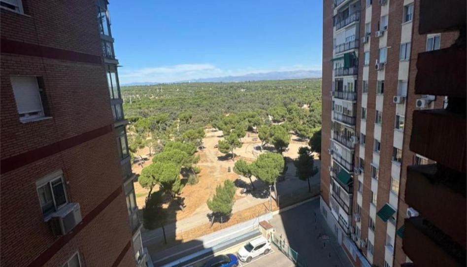 Foto 1 de Piso en venta en E90, 298, Aluche, Madrid