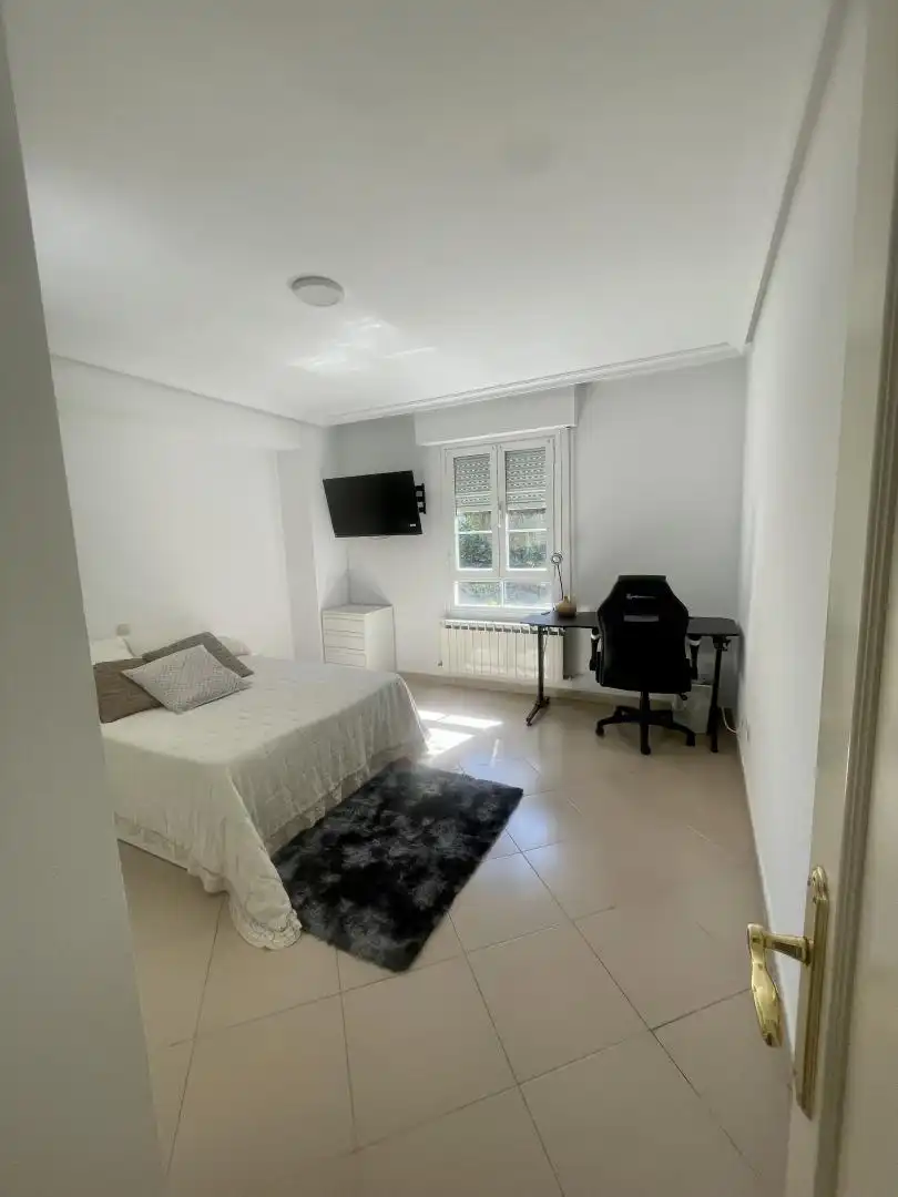 Room in Paseo del Norte, 43, Las Matas - Peñascales Room in Paseo del Norte, 43, Las Matas - Peñascales