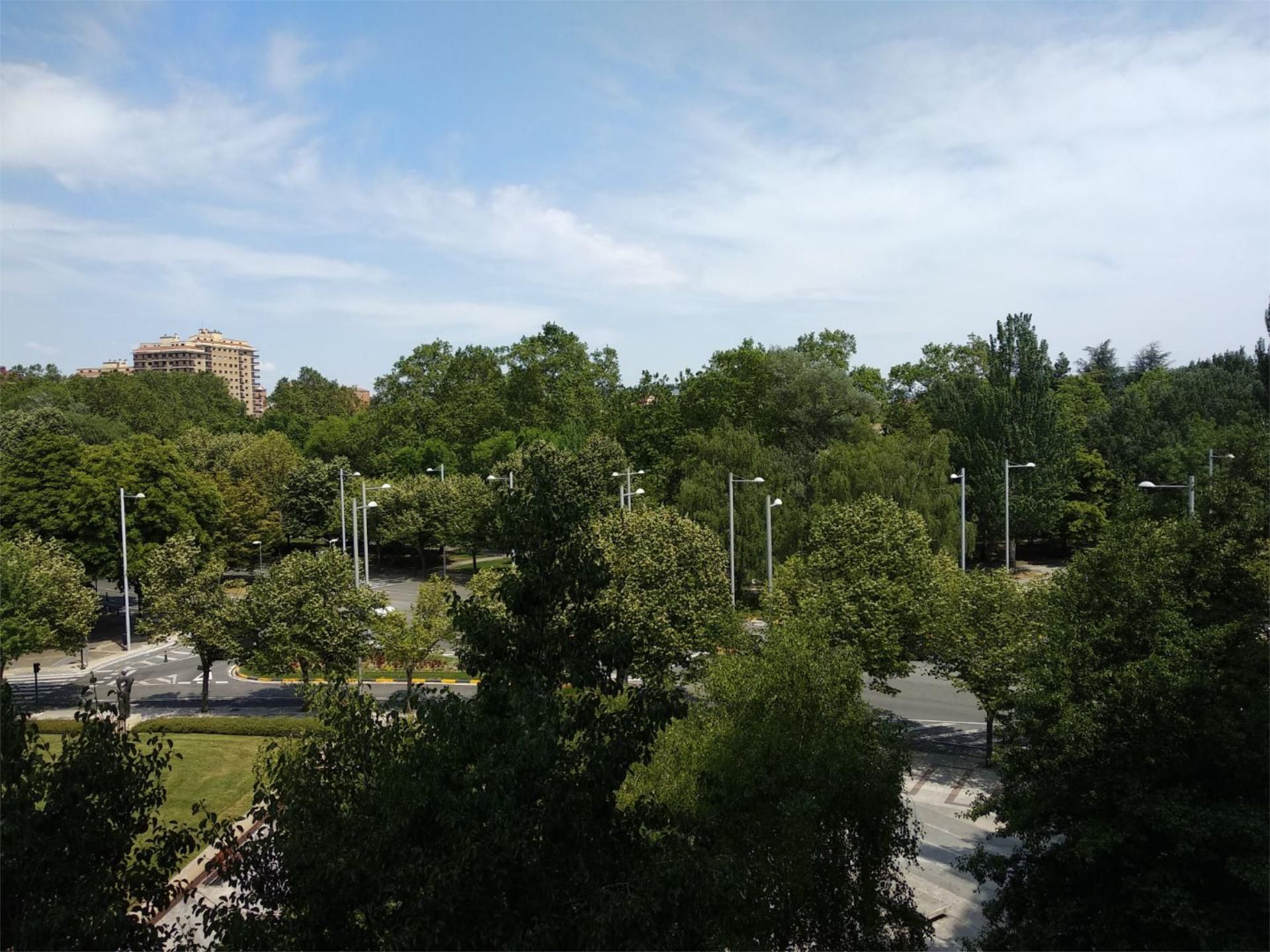 Vista exterior de Pis de lloguer en  Pamplona / Iruña amb Terrassa
