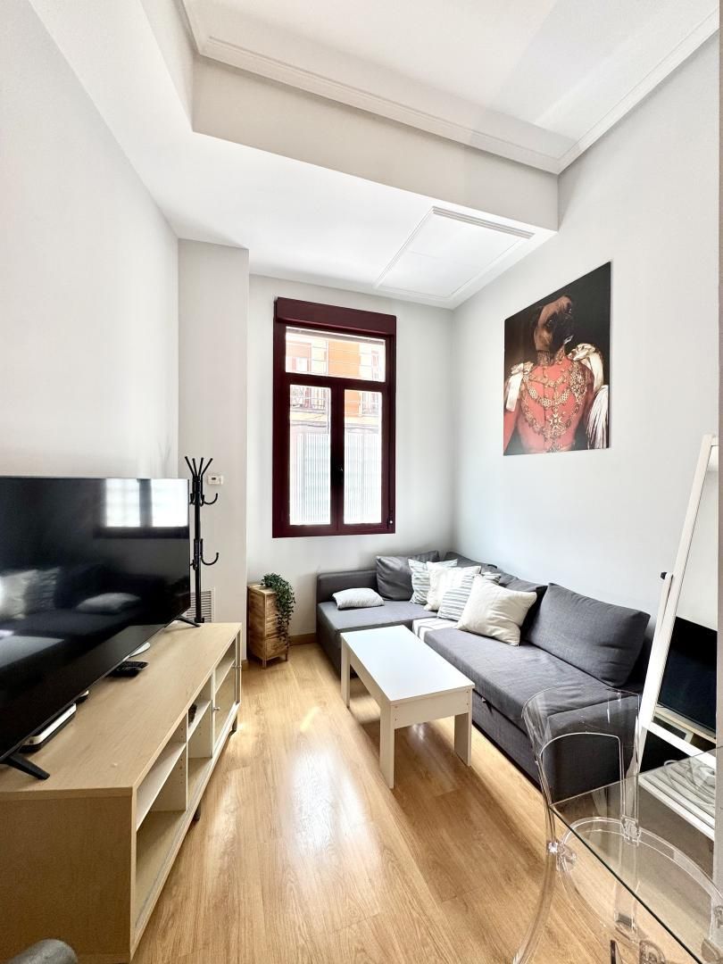 Living room of Flat for sale in  Madrid Capital  with Air Conditioner
