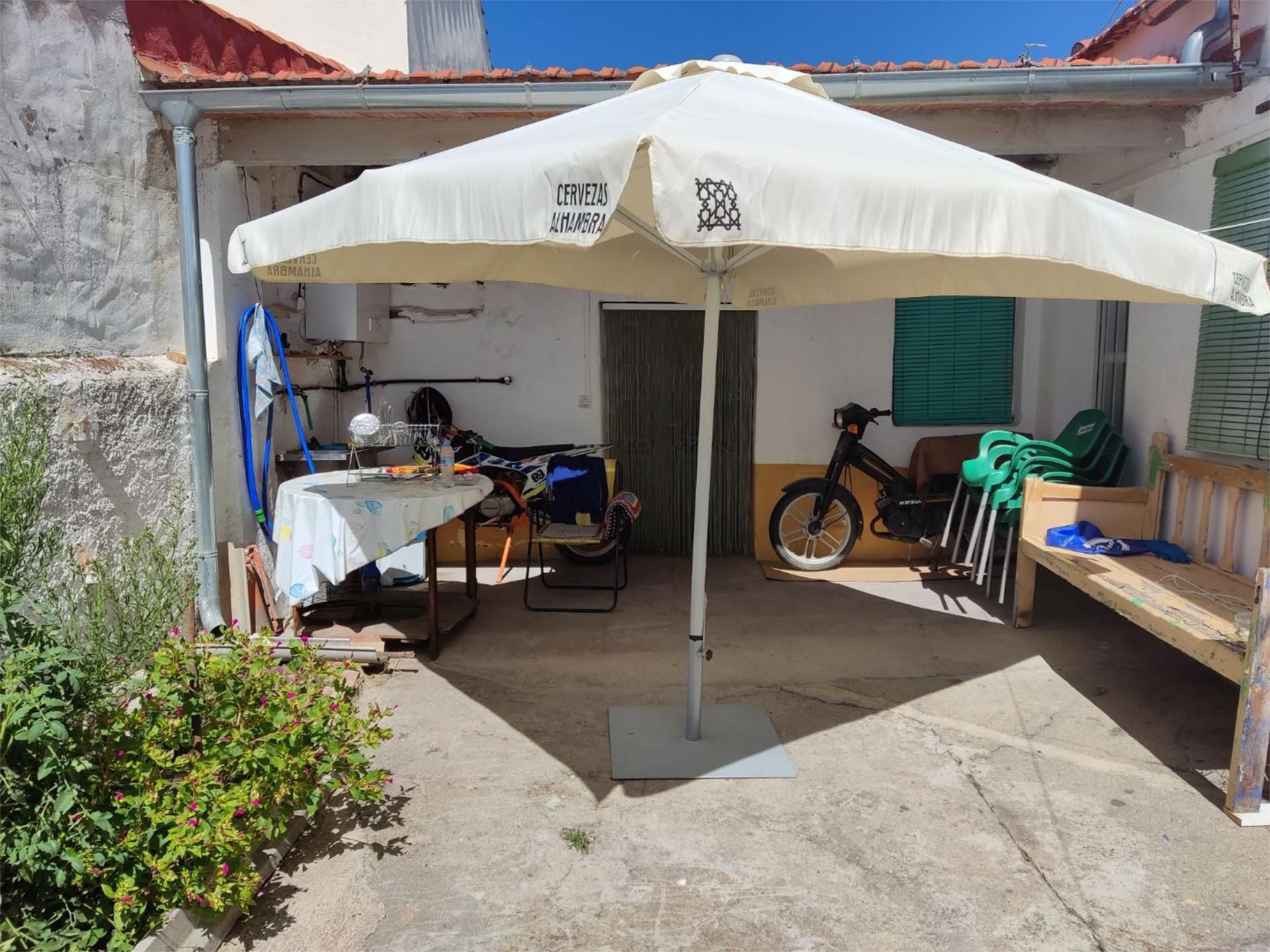 Garden of Flat for sale in Espeja