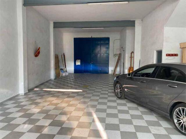 Nave industrial en Alquiler en Brenes