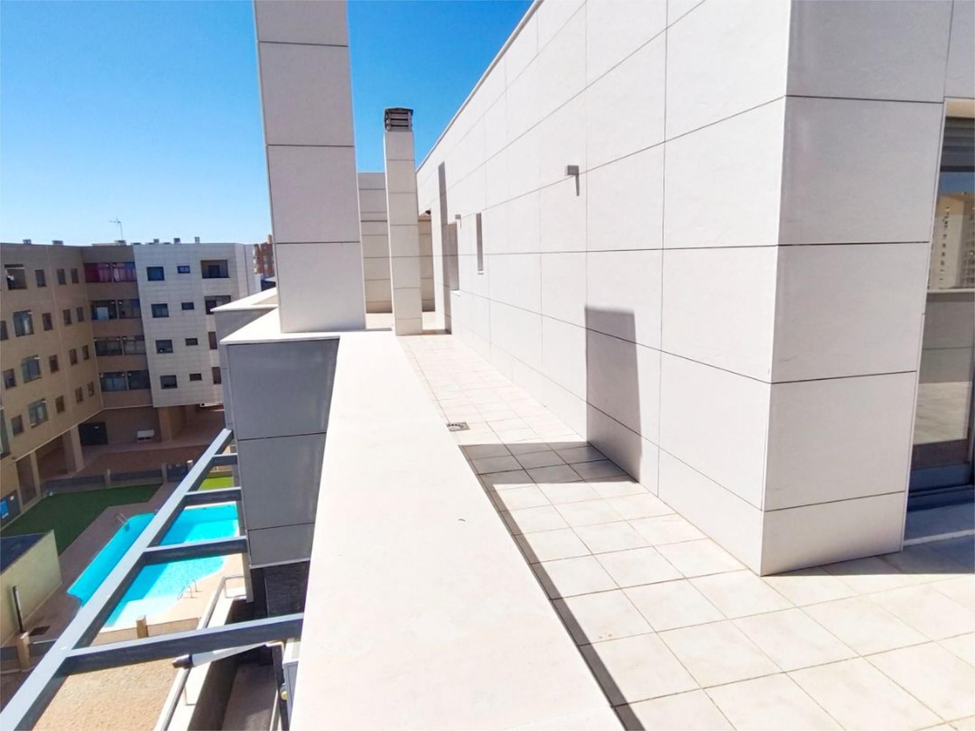 Terrassa de Pis en venda en Cáceres Capital amb Aire condicionat, Calefacció i Jardí privat