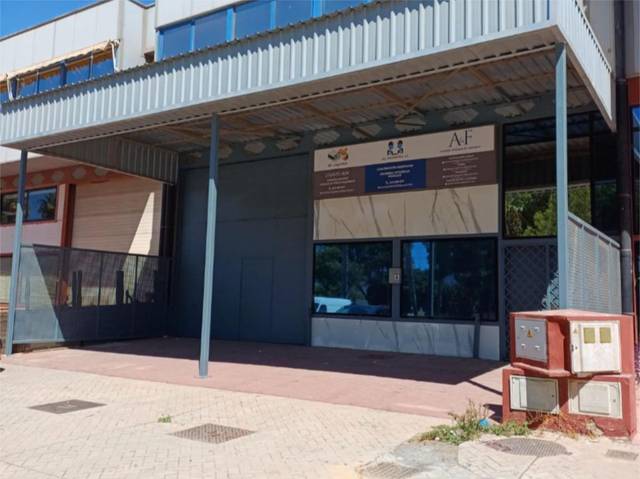 Nave industrial en Venta en Pasaje Arcipreste de Talavera, 8 en Churriana - El Pizarrillo - La Noria-Guadalsol