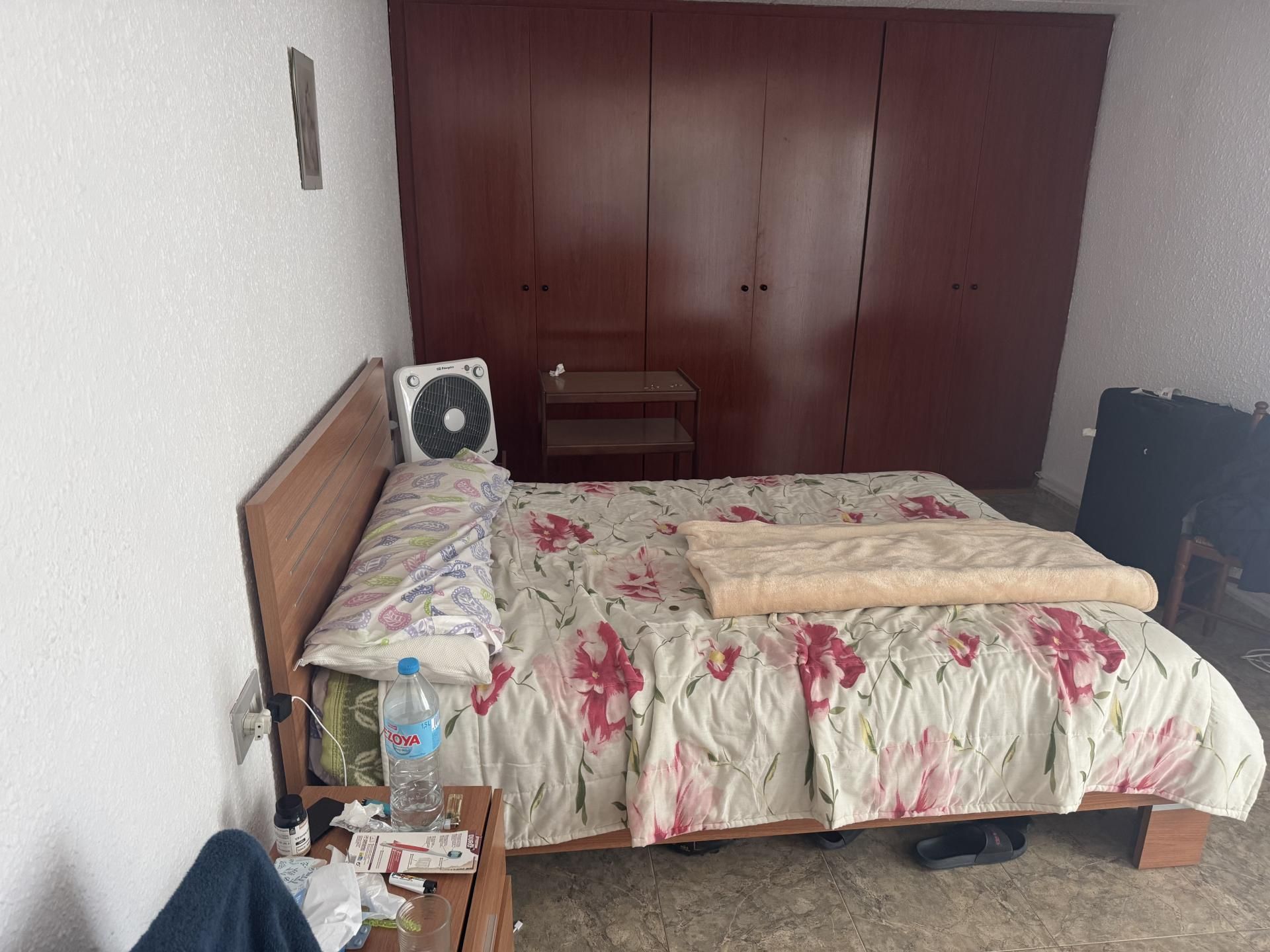 Dormitori de Pis per a compartir en Tortosa amb Aire condicionat, Calefacció i Parquet