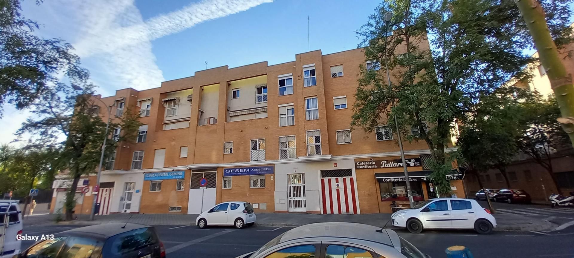 Exterior view of Flat to rent in  Sevilla Capital  with Air Conditioner