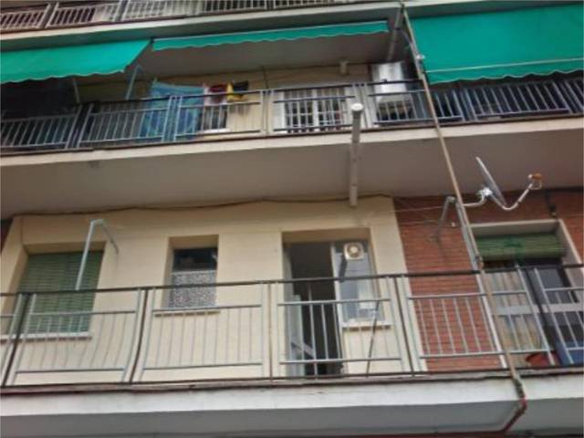 Piso en Venta en Calle de los Cacereños, 25 en Villaverde Alto