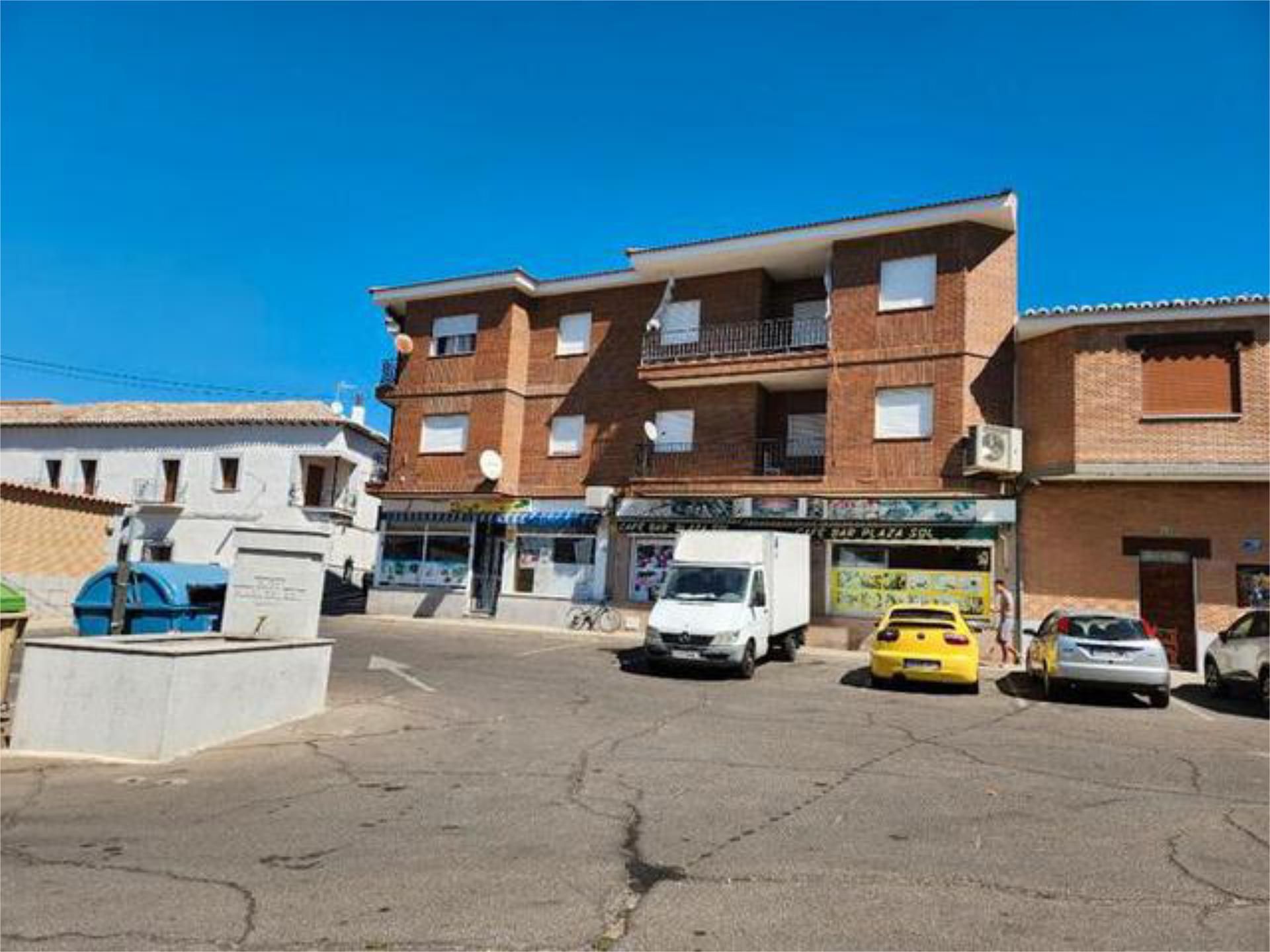 Exterior view of Flat for sale in La Puebla de Montalbán  with Terrace