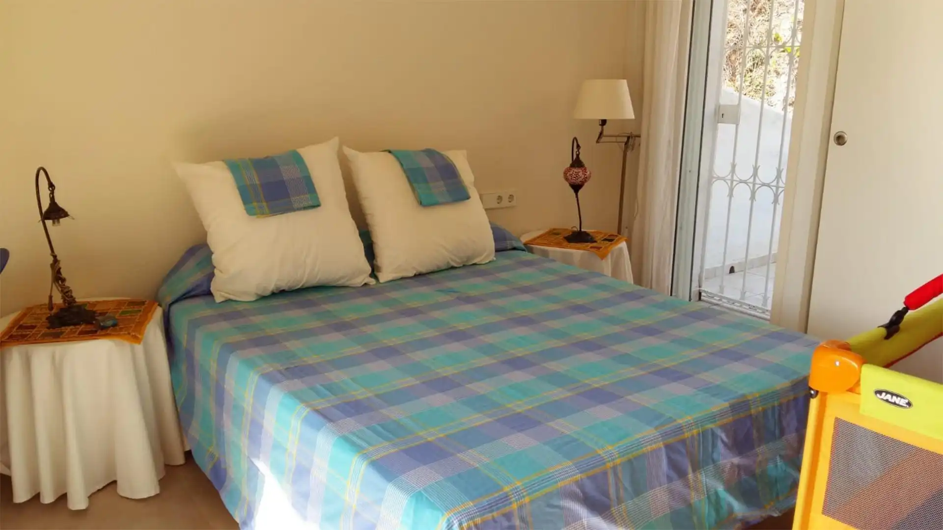 Casa o chalet en venta en Calle Port Bahía, 3, El Faro Habitación de Casa o chalet en venta en Cullera con Aire acondicionado, Terraza y Piscina