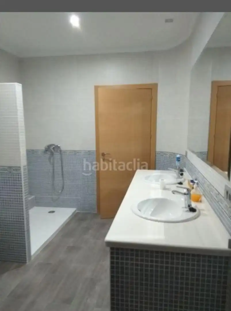 Baño de Casa o chalet en venta en Torremejía con Aire acondicionado, Jardín privado y Trastero