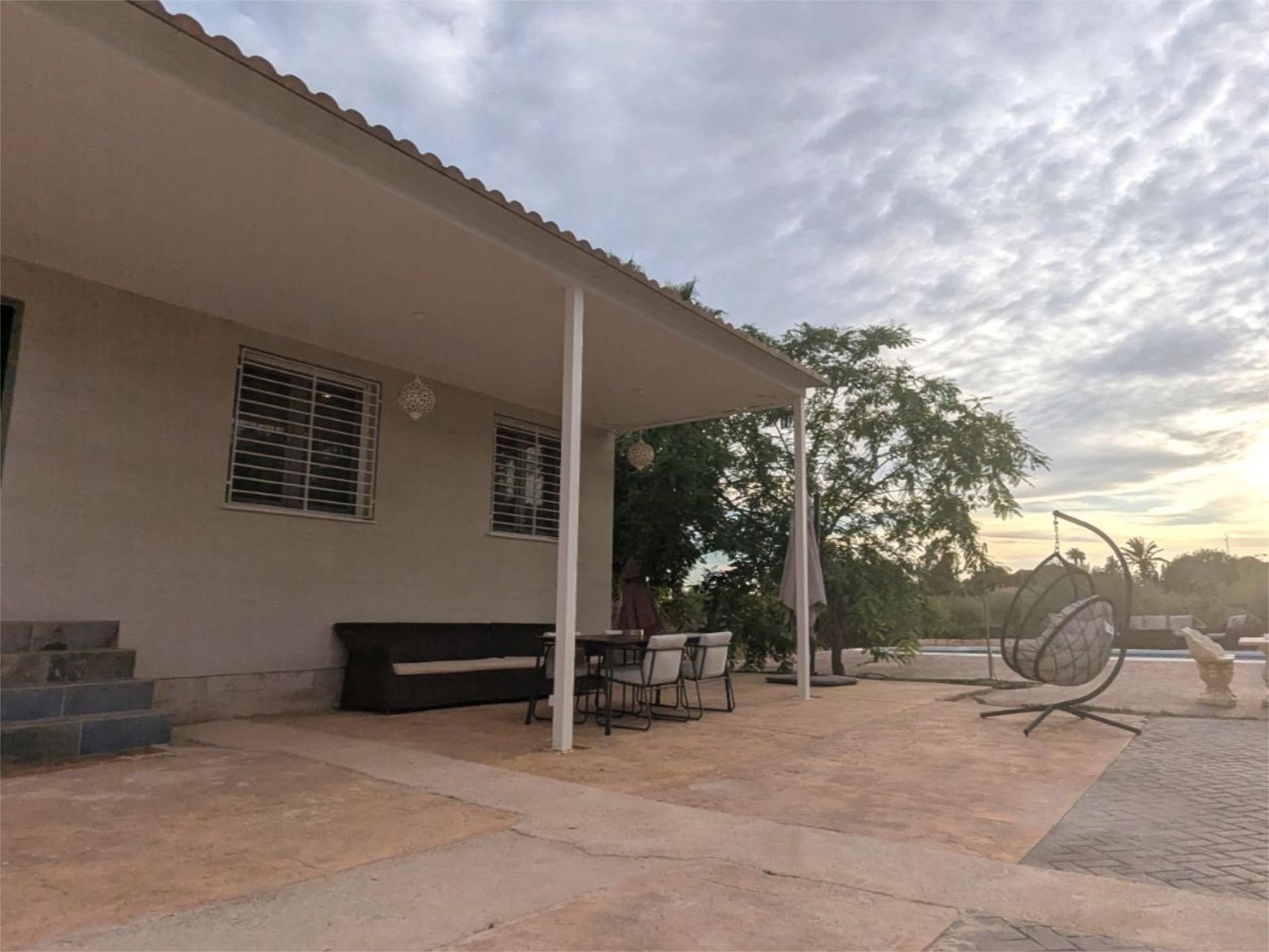 Terrassa de Casa o xalet en venda en Elche / Elx amb Aire condicionat, Calefacció i Jardí privat