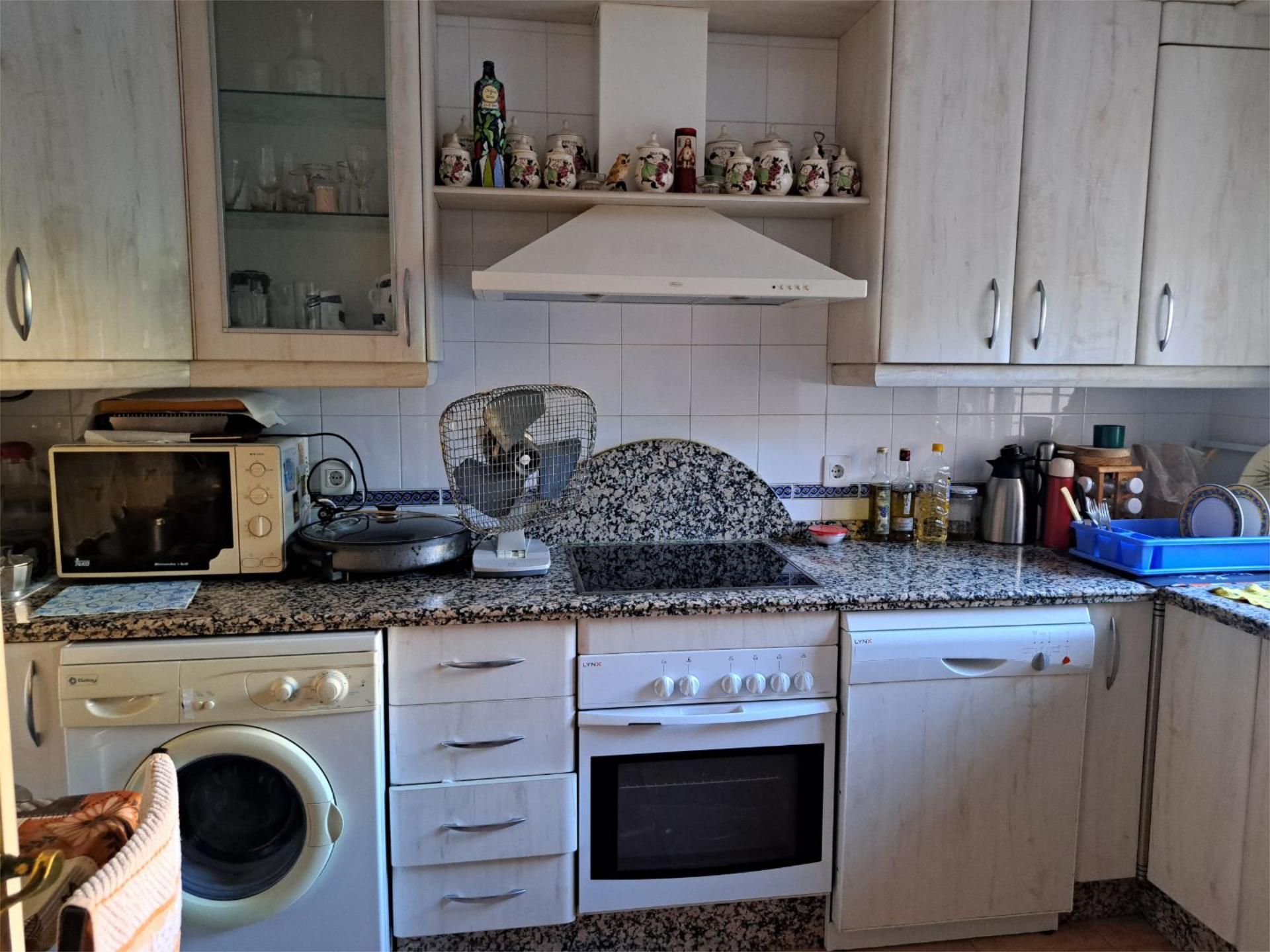 Piso en venta en Benacazón Cocina de Piso en venta en Benacazón con Aire acondicionado