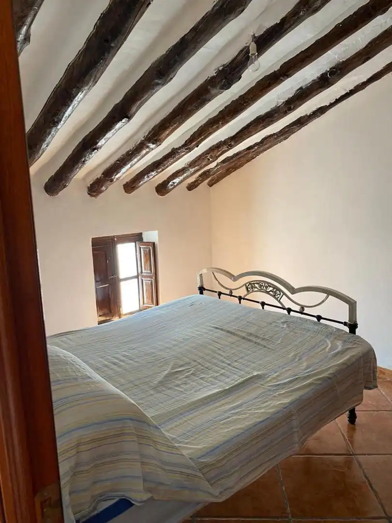 Habitación de Casa adosada en venta en Periana con Jardín privado, Terraza y Amueblado