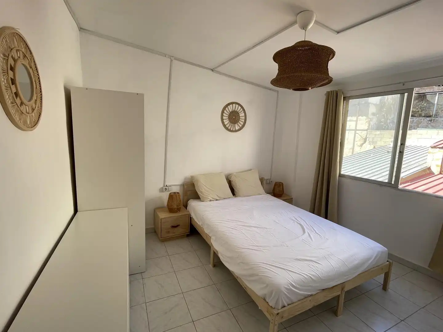 Schlafzimmer von Einfamilien-Reihenhaus zur Miete in Chelva mit Heizung, Parkett und Terrasse