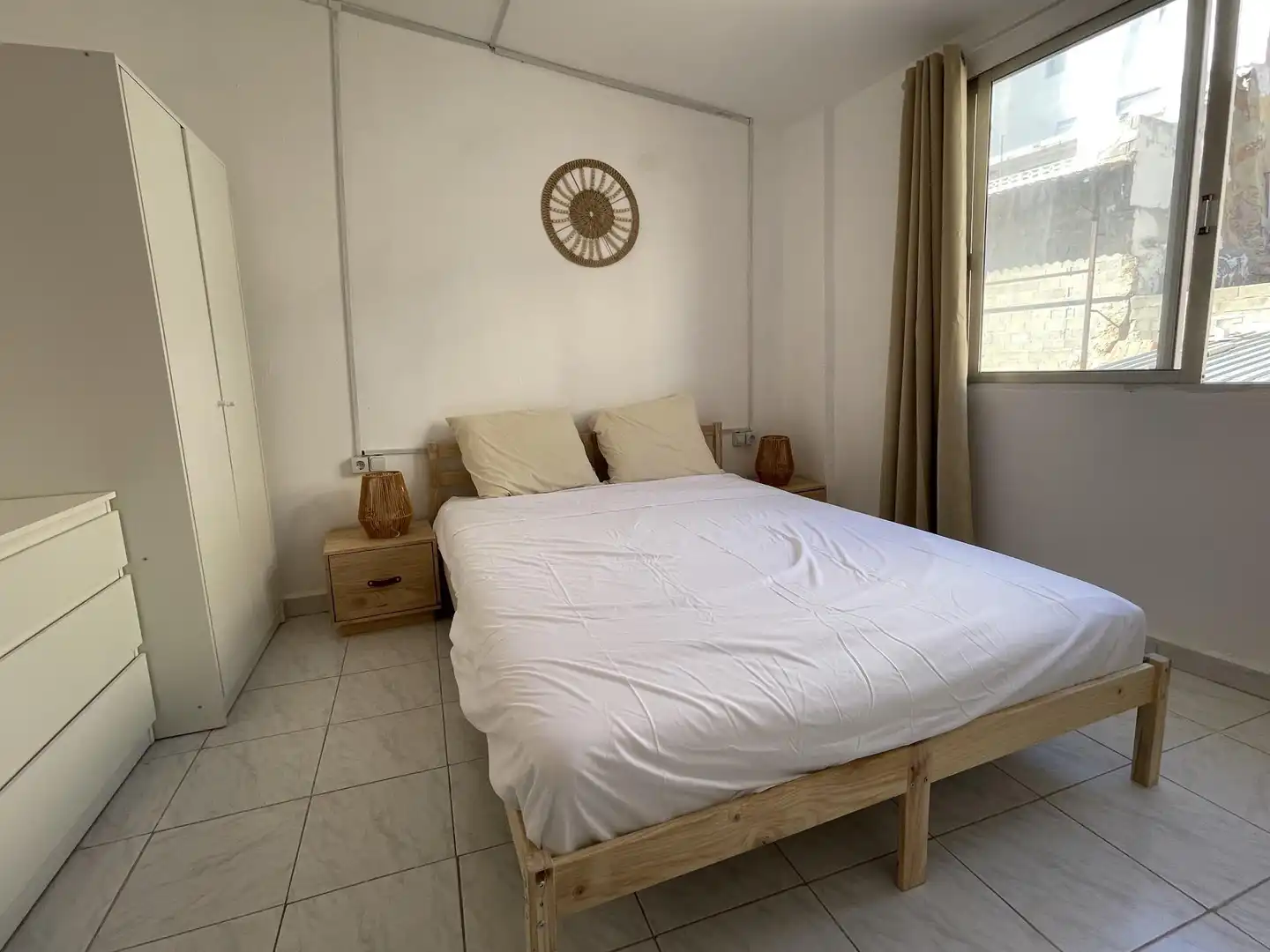 Schlafzimmer von Einfamilien-Reihenhaus zur Miete in Chelva mit Heizung, Parkett und Terrasse