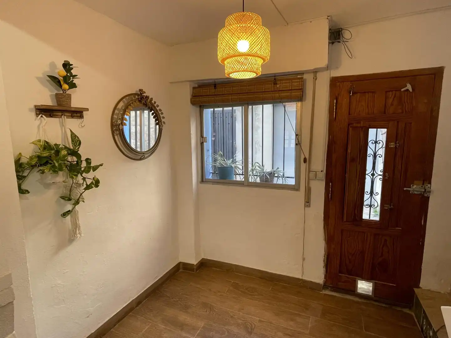 Einfamilien-Reihenhaus zur Miete in Chelva mit Heizung, Parkett und Terrasse