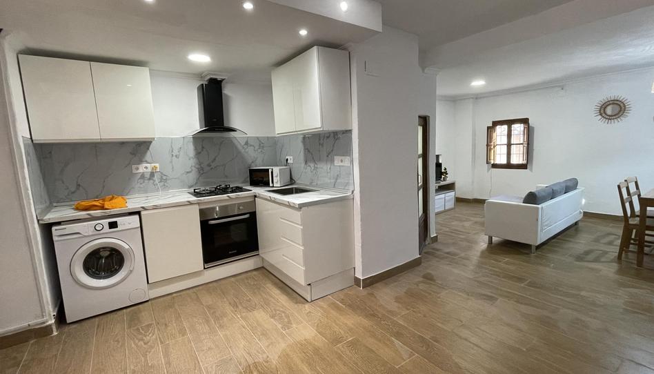 Foto 1 de Casa adosada de alquiler en Calle Peireria, 25, Chelva, Valencia