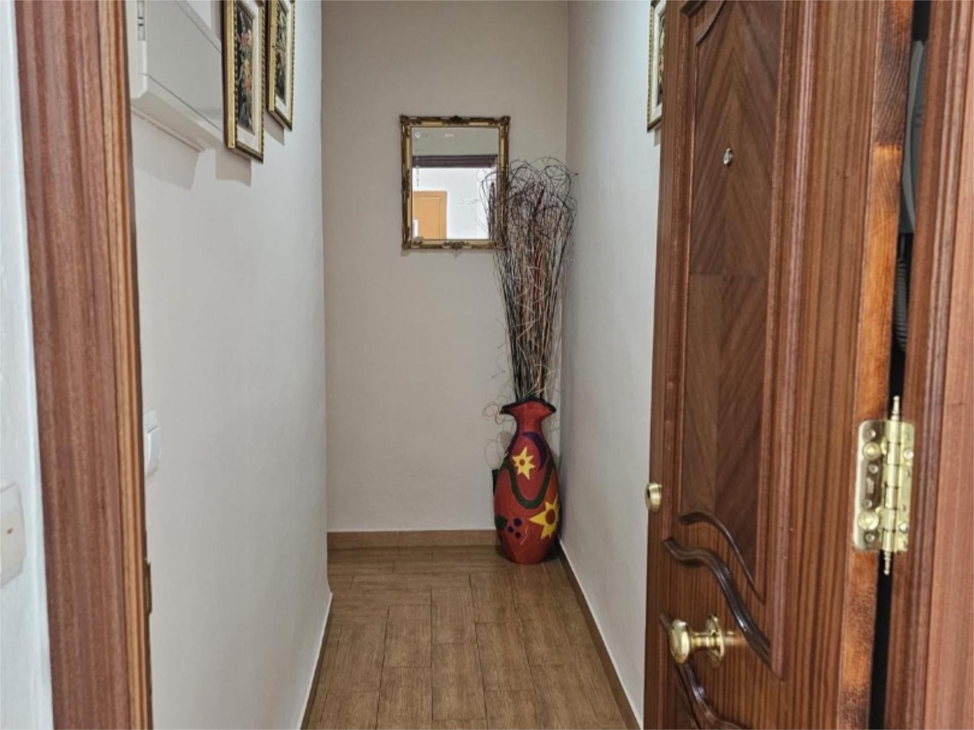 Flat to share in Calle Platero Repiso, 6, Viñuela - Rescatado Flat to share in  Córdoba Capital  with Air Conditioner, Heating and Terrace