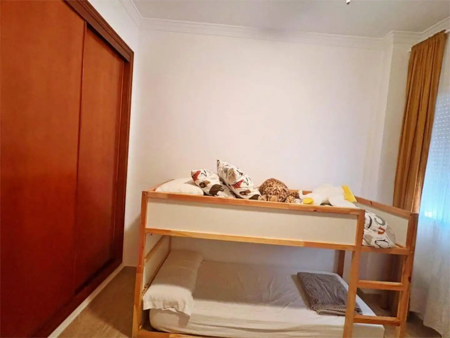 Houses for sale in Desconocido, 58, La Roda de Andalucía Bedroom of Houses for sale in La Roda de Andalucía with Air Conditioner, Heating and Private garden