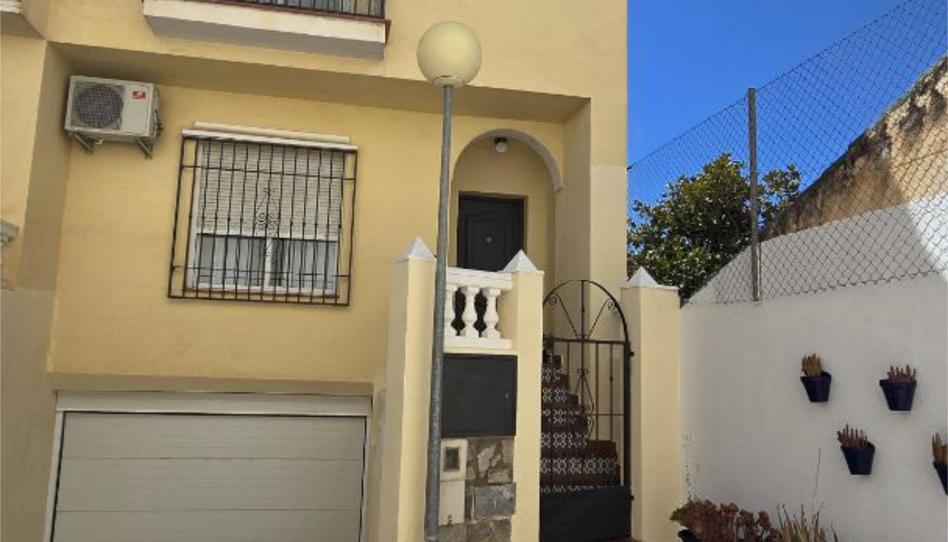 Foto 1 de Piso en venta en Avenida de Andalucía, 12, Carretera de Granada - La Alcazaba, Granada
