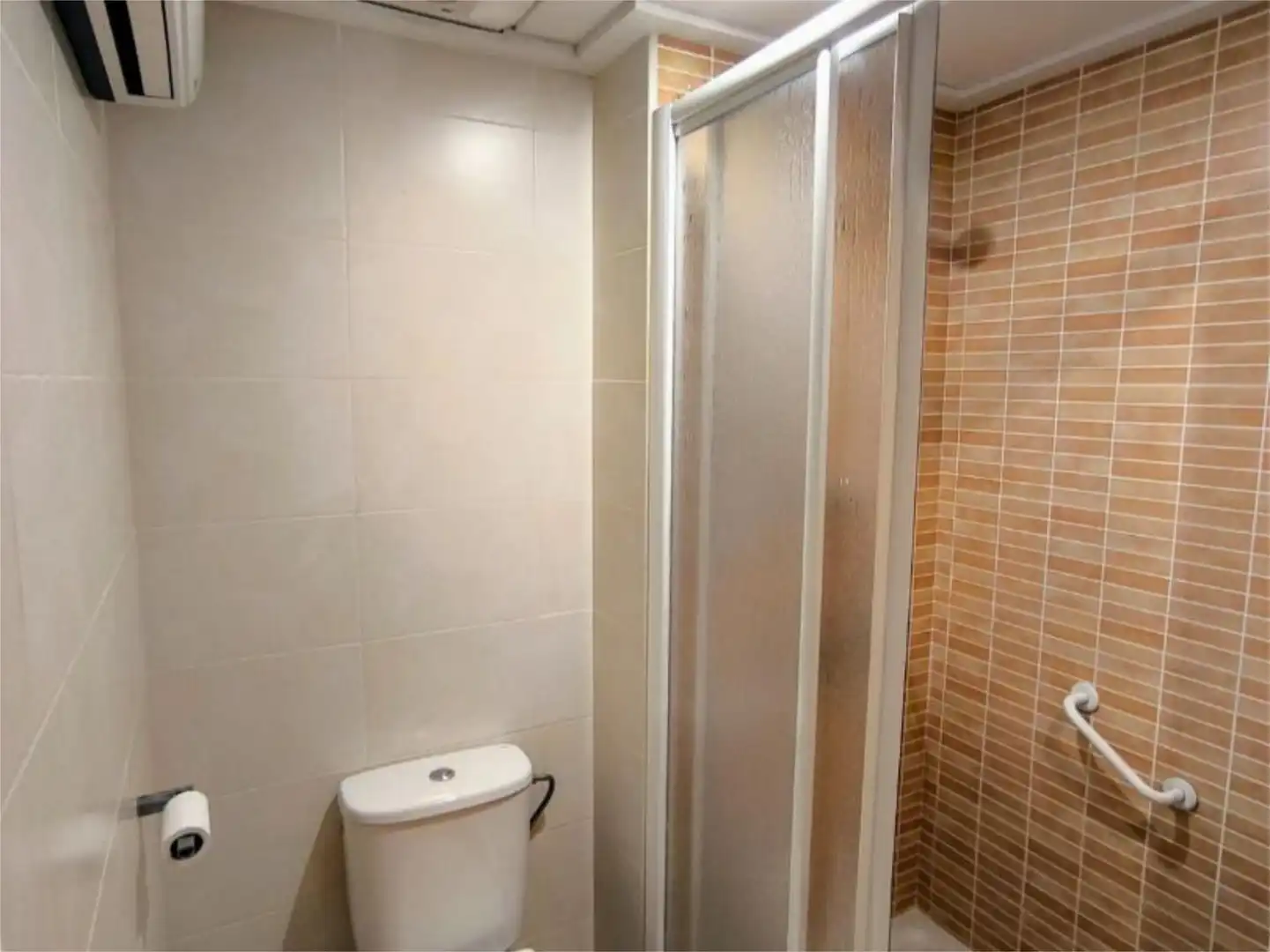 Wohnung zum Verkauf in Carrer Santa Anna, 4, Onil Badezimmer von Wohnung zum Verkauf in Onil mit Terrasse und Balkon