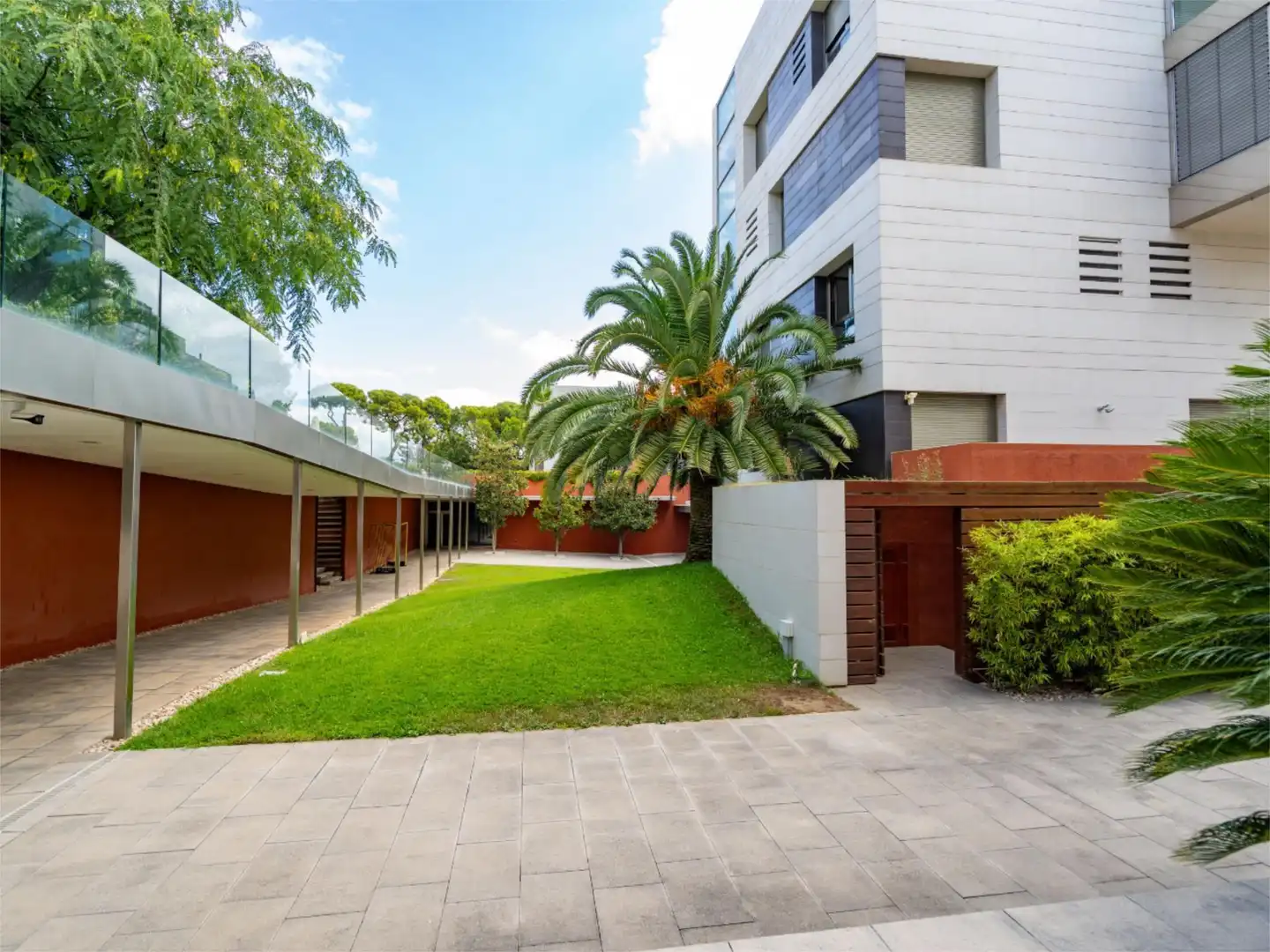 Vista exterior de Pis en venda en Tarragona amb Aire condicionat, Calefacció i Jardí privat