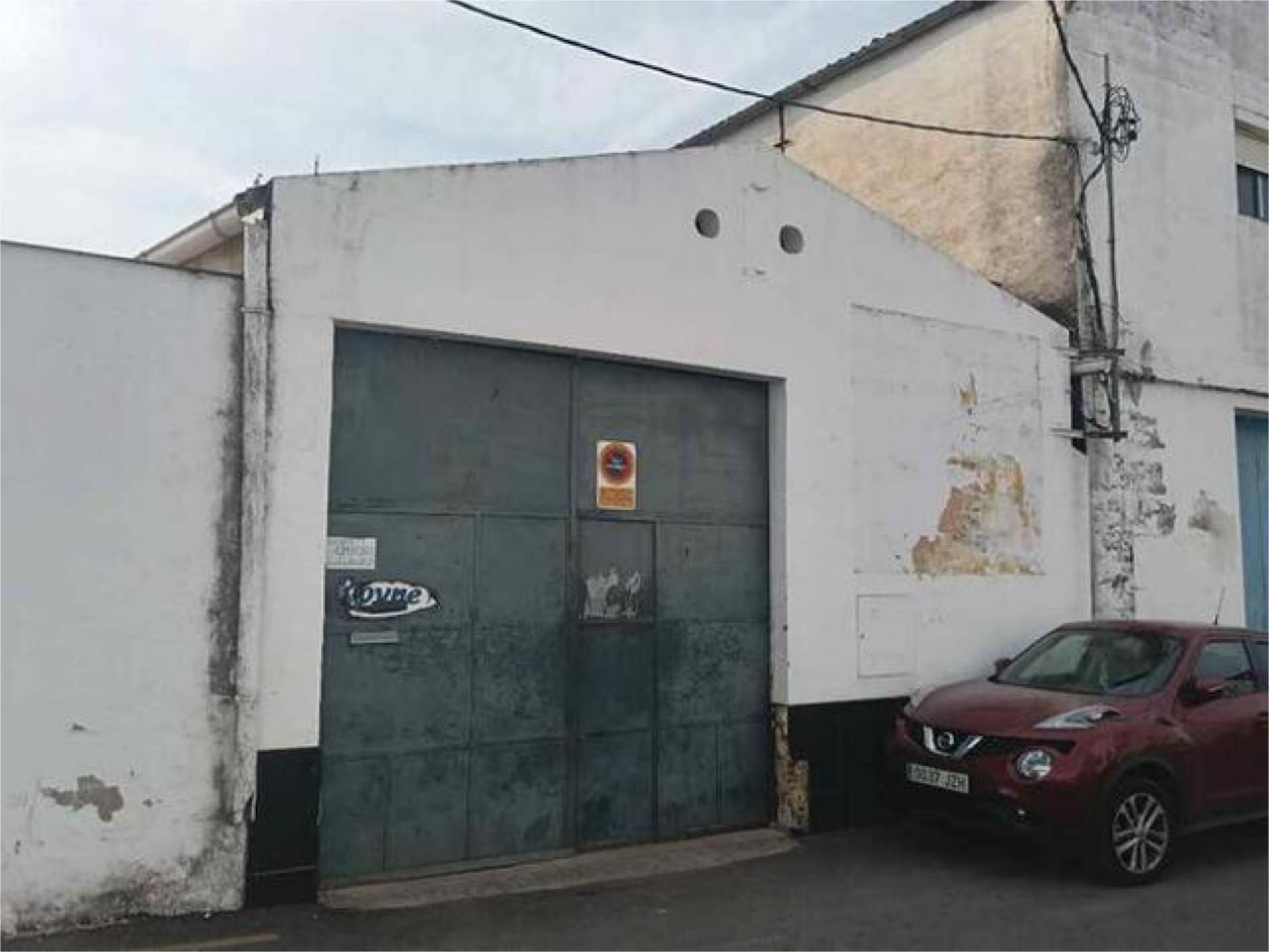 Vista exterior de Nau industrial de lloguer en Jerez de los Caballeros