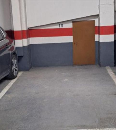 Foto 2 de Garaje en venta en Avenida Cosculluela, 27, Ejea de los Caballeros, Zaragoza