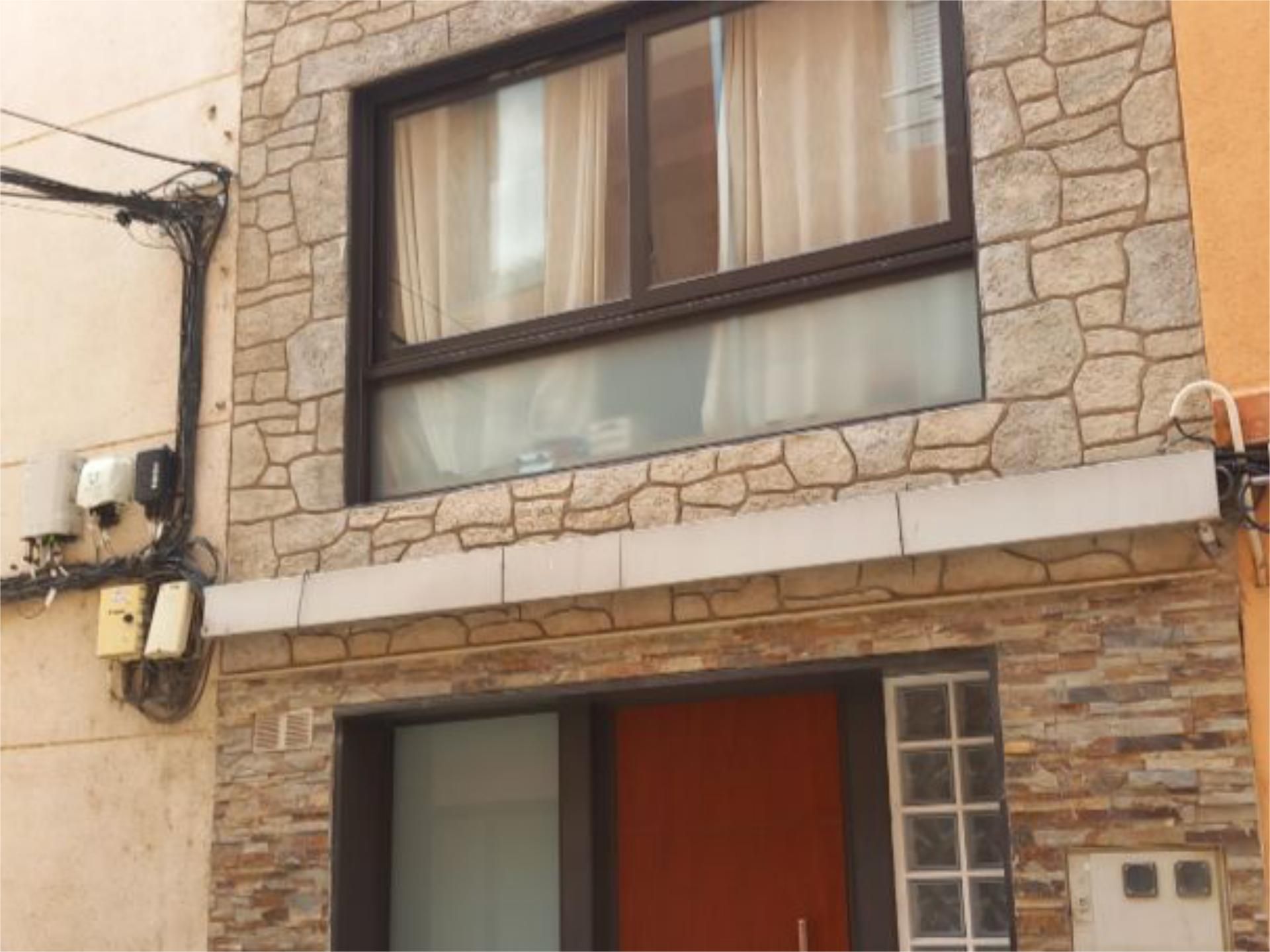 Exterior view of Single-family semi-detached for sale in Sant Martí de Tous  with Heating, Terrace and Storage room