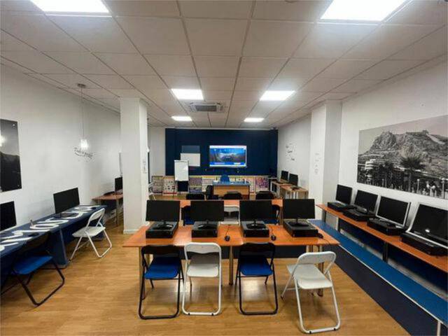 Oficina en Alquiler en Vistahermosa