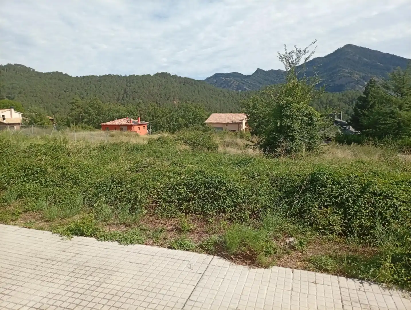 Country homes for sale in Vilada