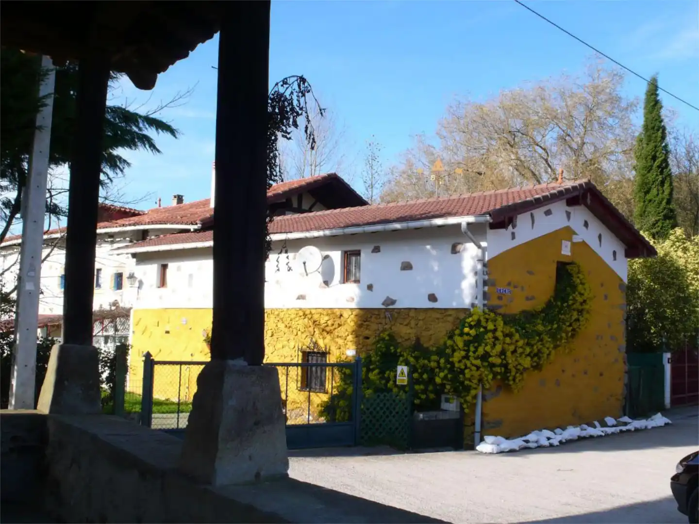 Piso en venta en Ereño Auzoa, 4, Bedia Vista exterior de Piso en venta en Bedia con Calefacción, Jardín privado y Balcón