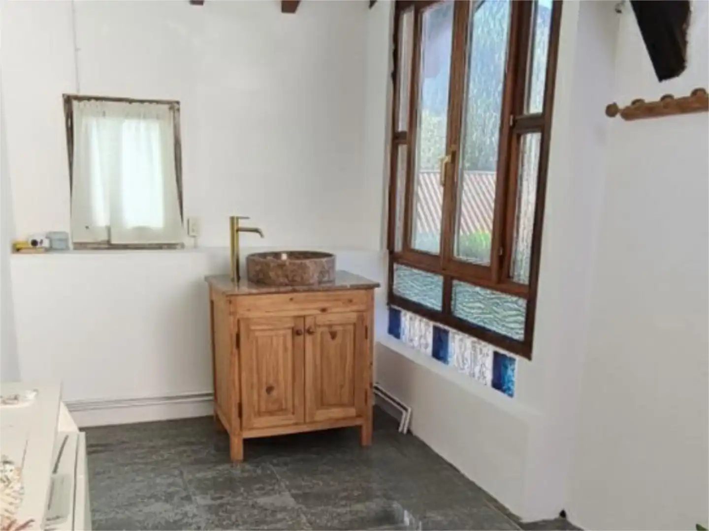 Piso en venta en Ereño Auzoa, 4, Bedia Baño de Piso en venta en Bedia con Calefacción, Jardín privado y Balcón