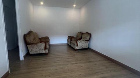 Foto 4 de Casa adosada en venda a Carrer de Torroella, 136, La Punxa, Girona