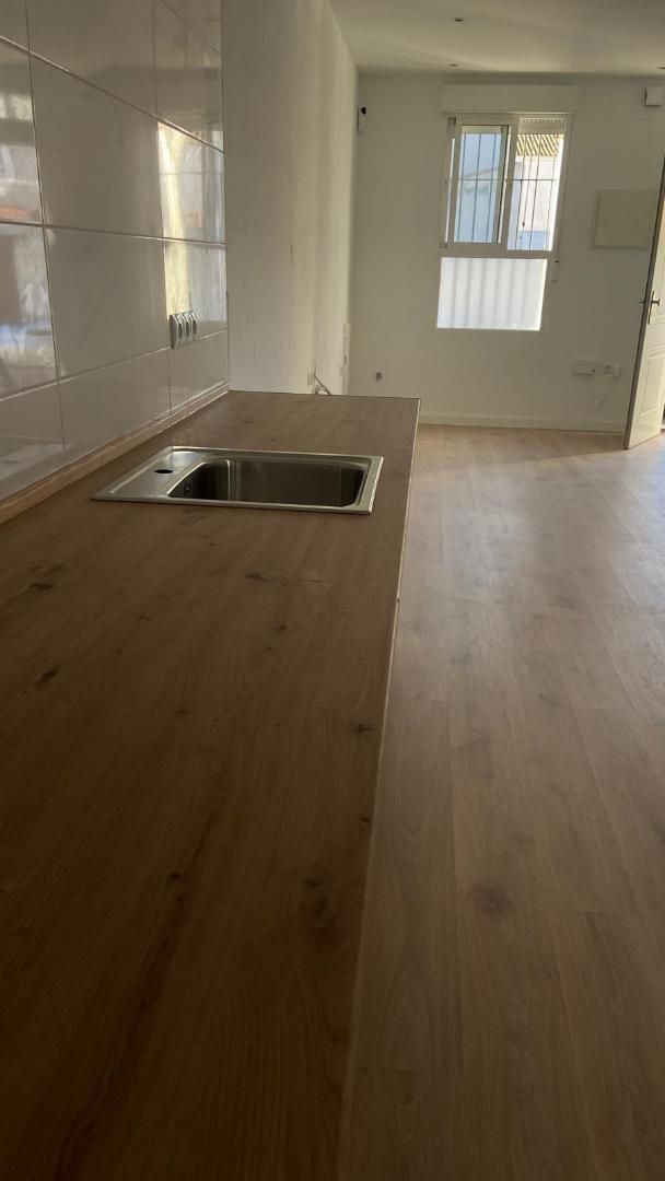Cuina de Planta baixa en venda en Cartagena amb Parquet