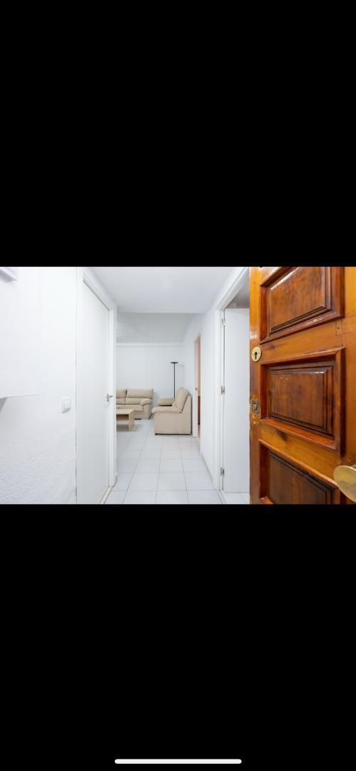 Piso para compartir en  Granada Capital con Aire acondicionado, Calefacción y Amueblado