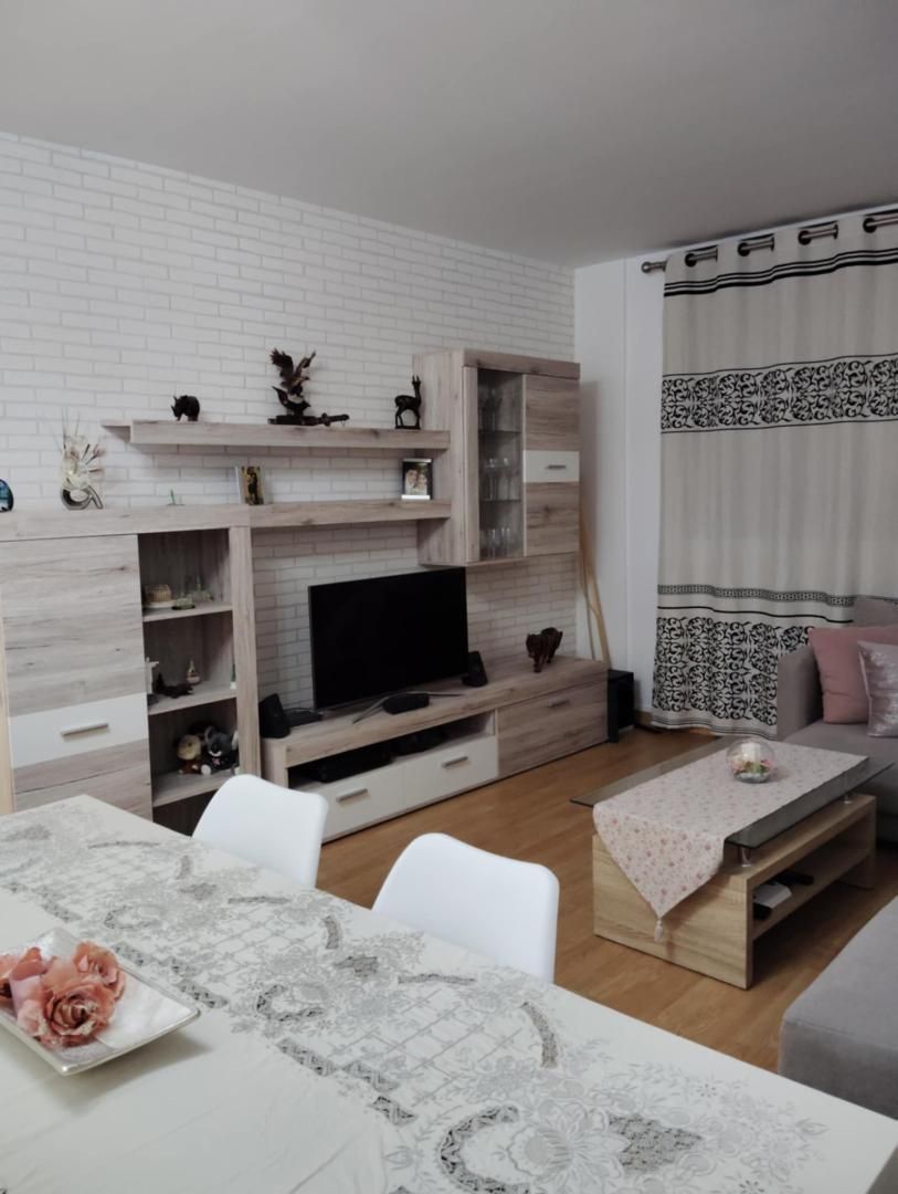 Sala d'estar de Pis en venda en Riudecanyes amb Calefacció, Parquet i Traster