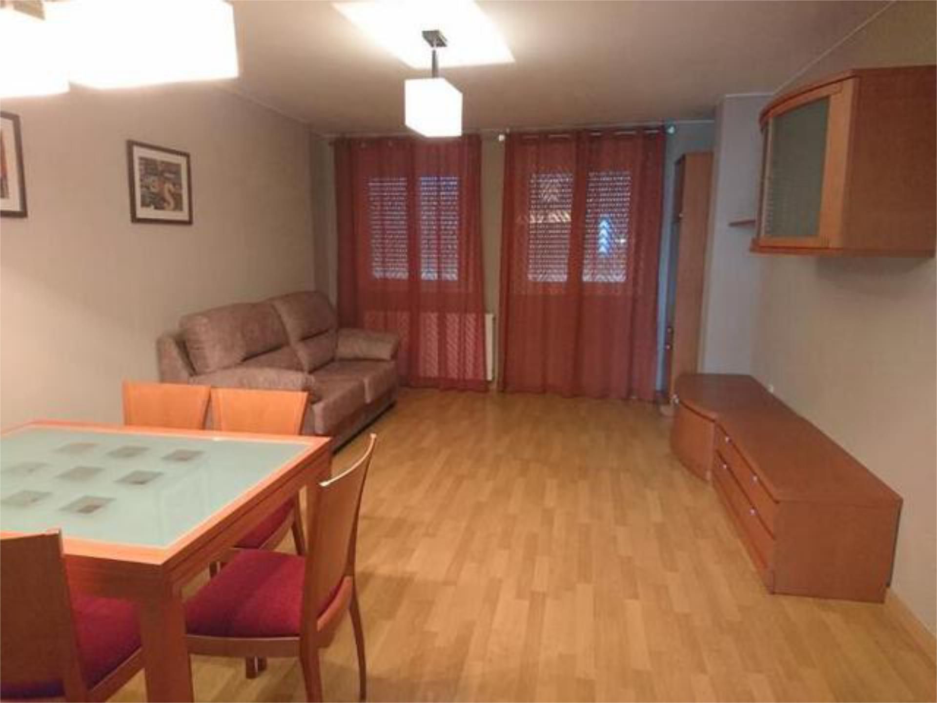 Living room of Flat to rent in La Almunia de Doña Godina   with Heating, Terrace and Furnished