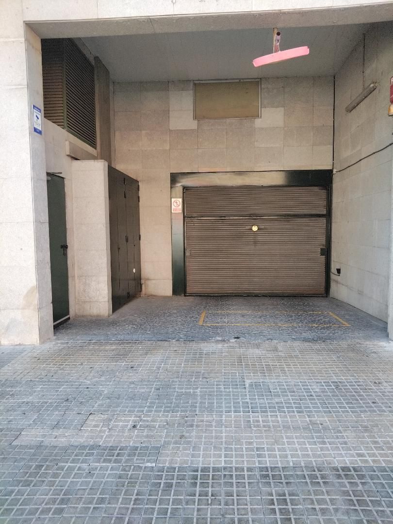 Aparcament de Garatge de lloguer en Santa Coloma de Gramenet