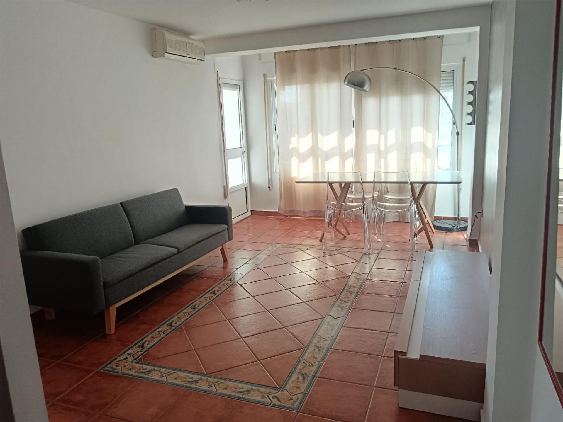 Sala de estar de Piso de alquiler en La Línea de la Concepción con Aire acondicionado, Amueblado y Balcón