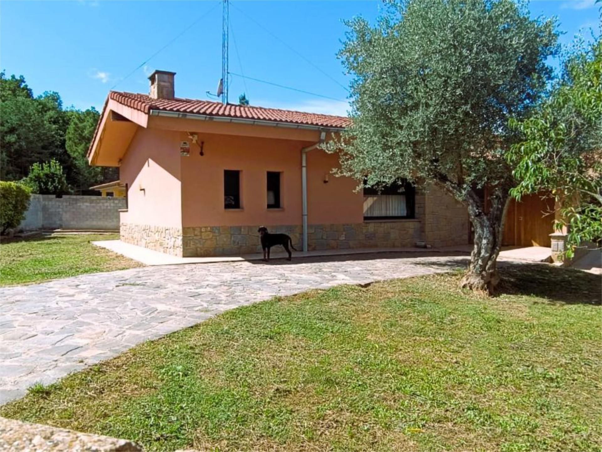 Vista exterior de Casa o xalet en venda en Moià amb Calefacció, Jardí privat i Parquet