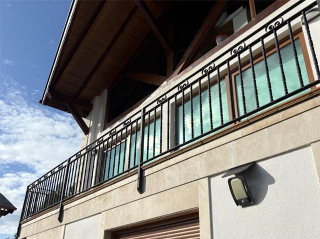 Casa-chalet en Venta en Boo