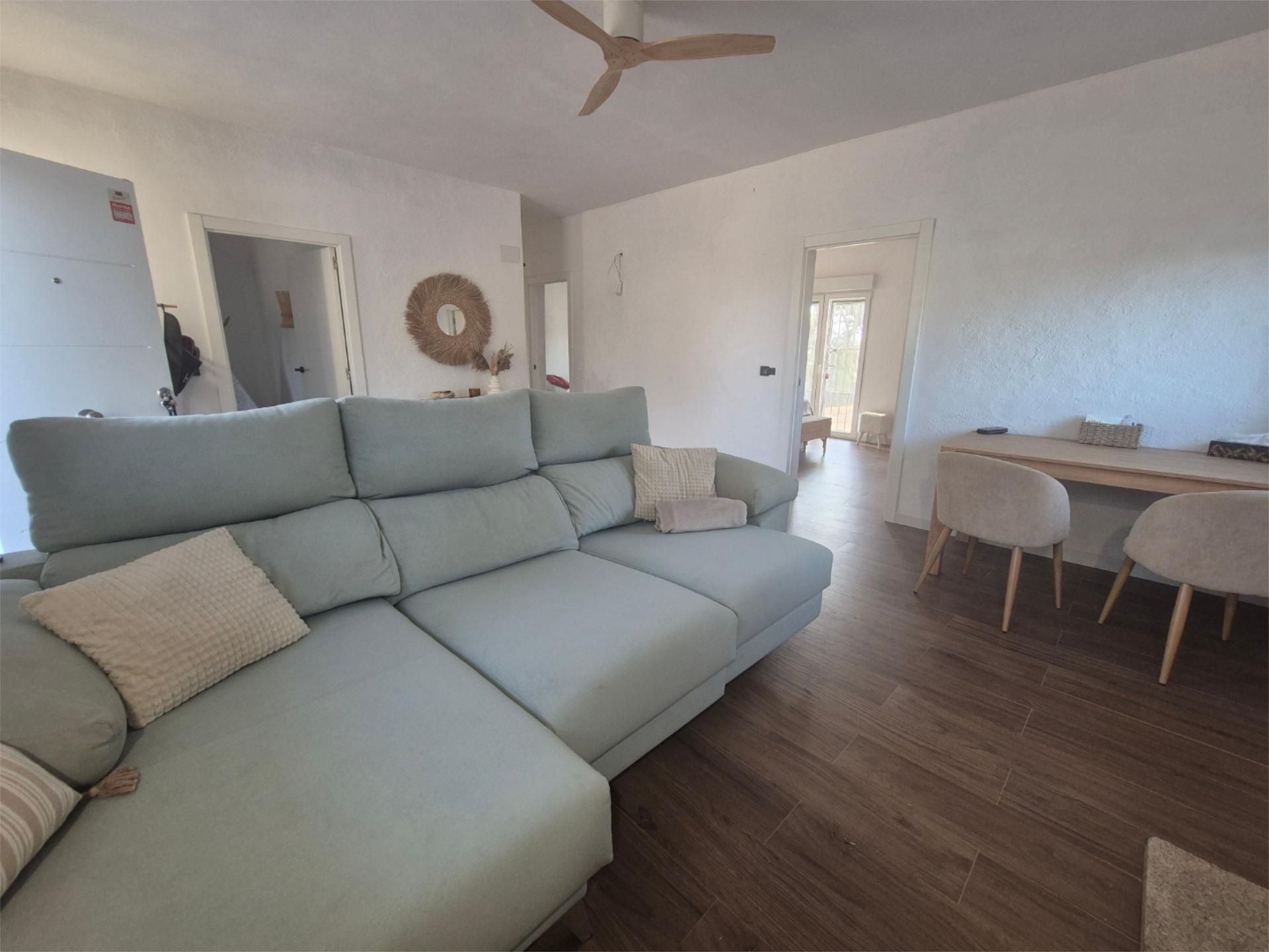 Sala d'estar de Casa o xalet en venda en Arroyo de la Luz amb Aire condicionat, Terrassa i Piscina